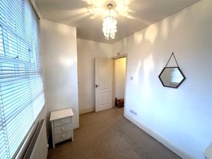 Bedroom- click for photo gallery